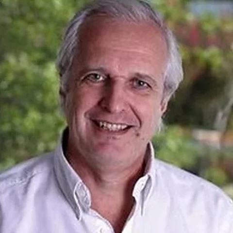 Retrato de Alejandro A. Carrera